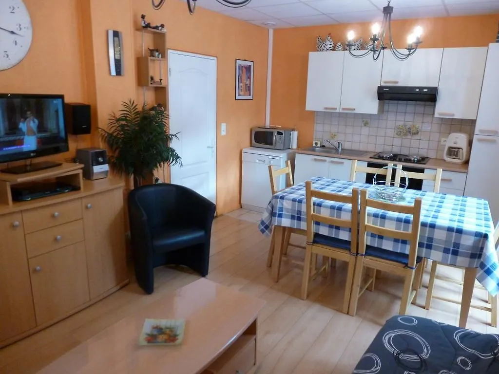 Residence Les Cascades Ле-Мон-Дор